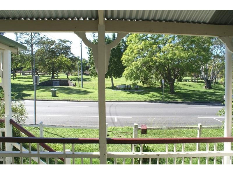 11 Milford Street, Ipswich QLD 4305