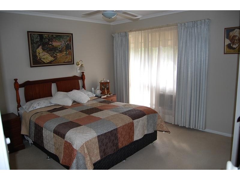 55 Sydney Street, Brassall QLD 4305