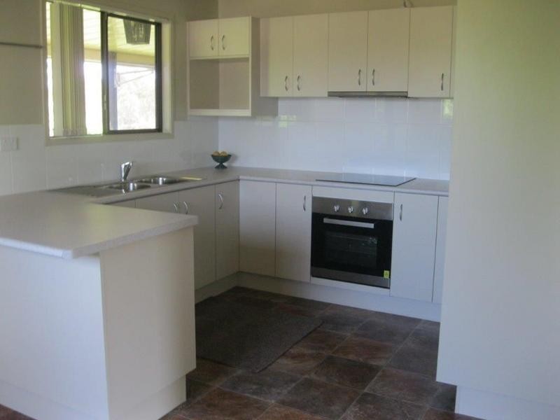 53 Lobb Street, Churchill QLD 4305