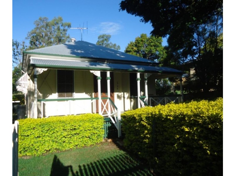 14 Jones Street, Blackstone QLD 4304