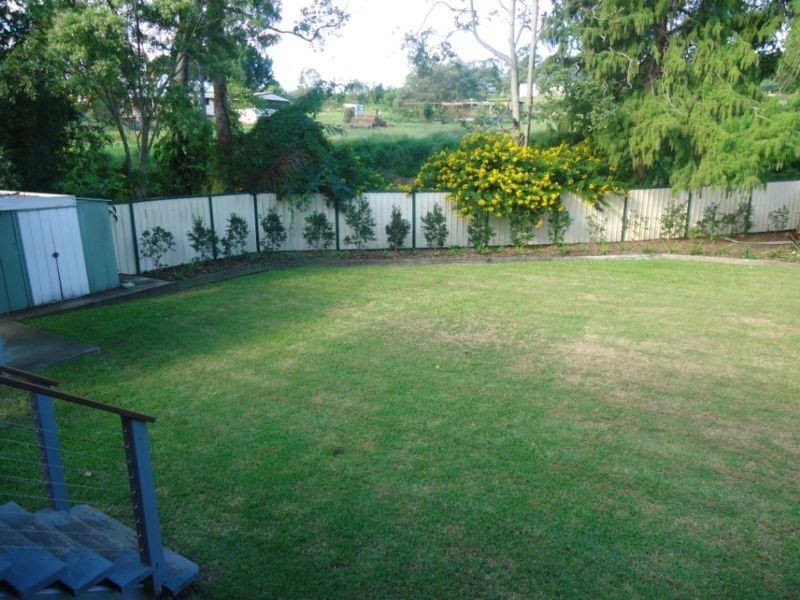 14 Jones Street, Blackstone QLD 4304