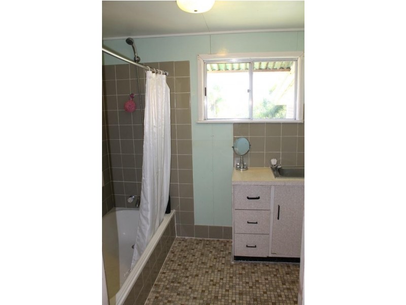 78 Woodend Road, Woodend QLD 4305