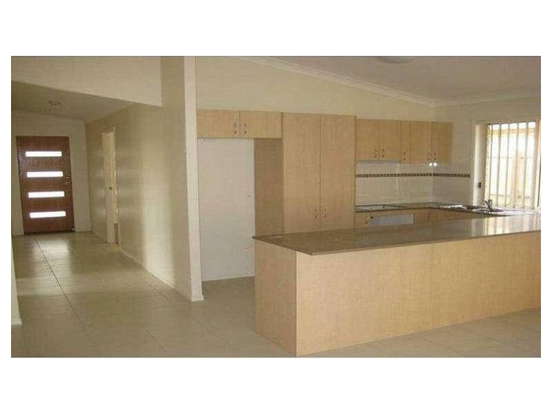 23 Pencarrow Crescent, Raceview QLD 4305