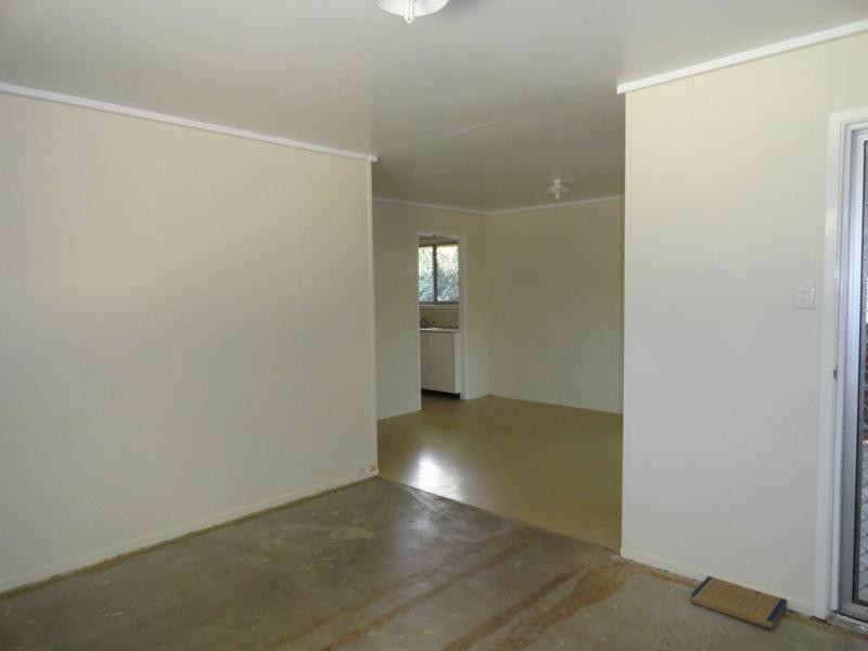 6 Hind Court, Bundamba QLD 4304