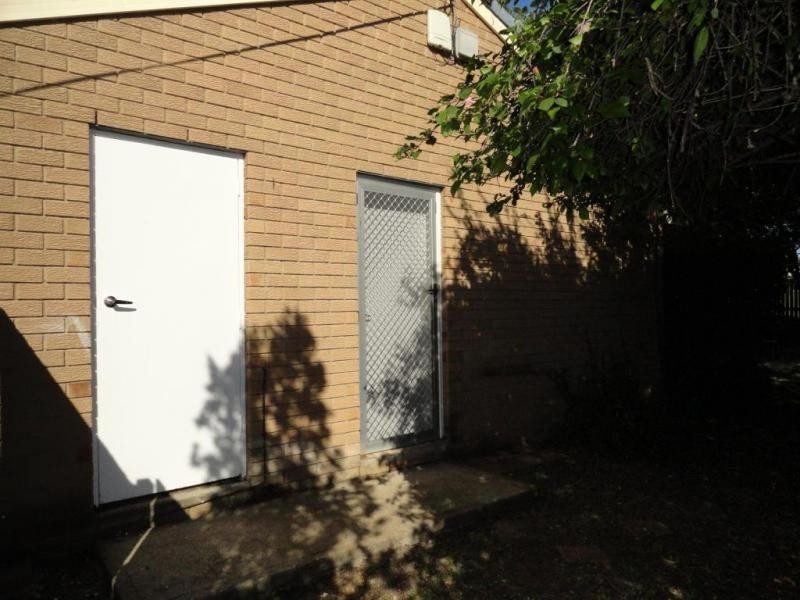 6 Hind Court, Bundamba QLD 4304