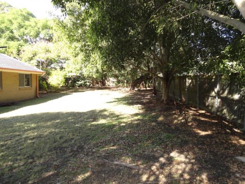 6 Hind Court, Bundamba QLD 4304