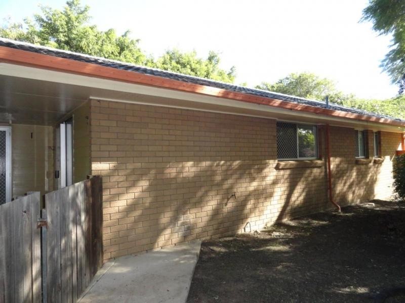 6 Hind Court, Bundamba QLD 4304