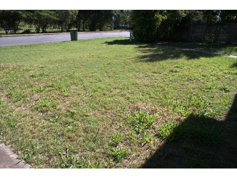 4 Buckenham Street, Dinmore QLD 4303