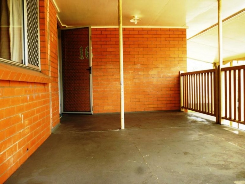 16 Jessica Street, Riverview QLD 4303