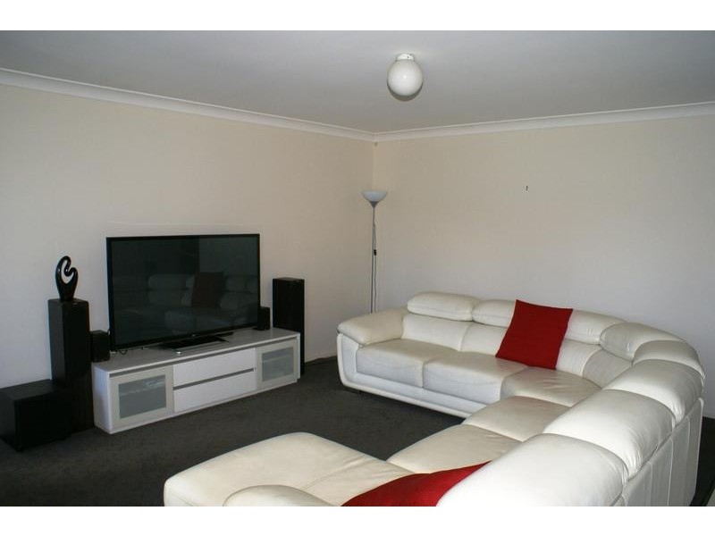 5 Stockdale Place, Wulkuraka QLD 4305