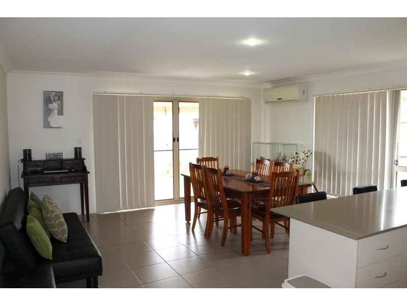 88 Westminster Crescent, Raceview QLD 4305