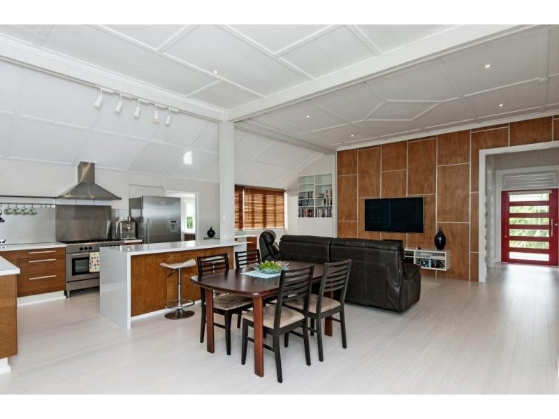 44 Pine Street, North Ipswich QLD 4305