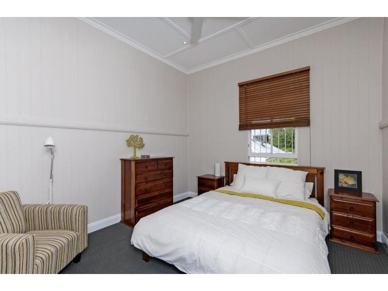 44 Pine Street, North Ipswich QLD 4305