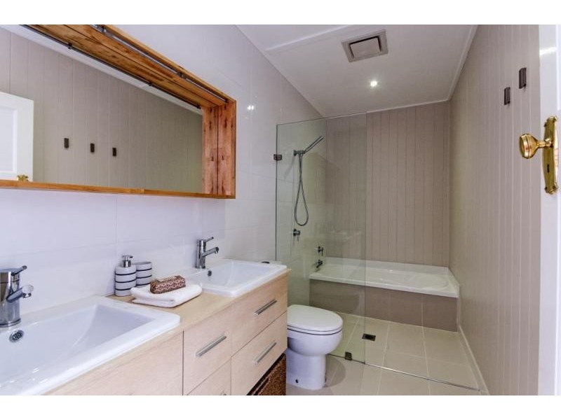 44 Pine Street, North Ipswich QLD 4305