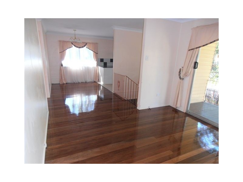 3 Callaghan Street, East Ipswich QLD 4305