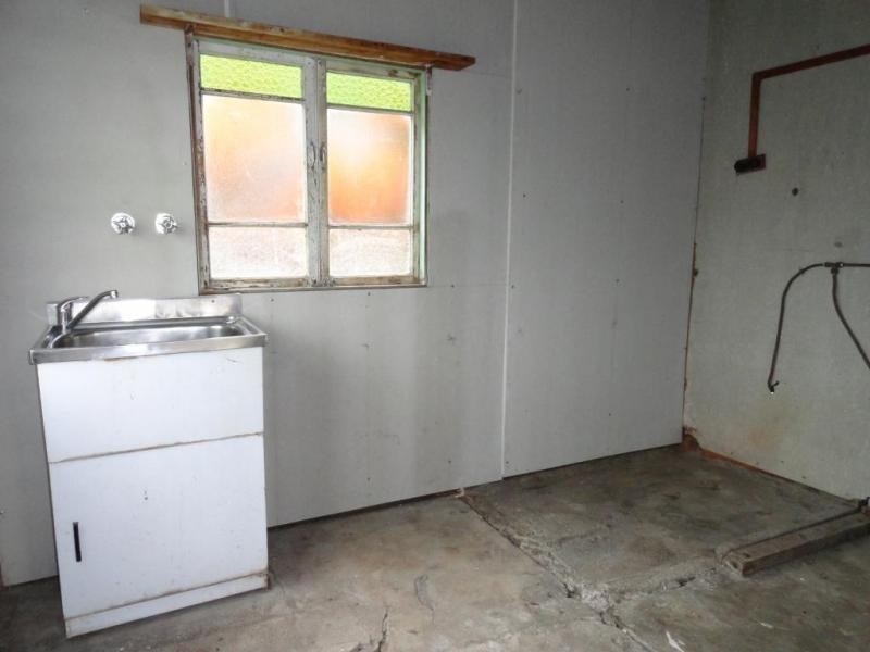8A High Street, Ebbw Vale QLD 4304