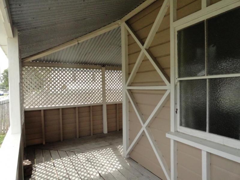 8A High Street, Ebbw Vale QLD 4304