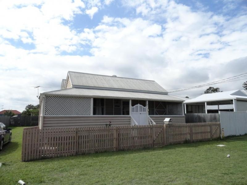 8A High Street, Ebbw Vale QLD 4304