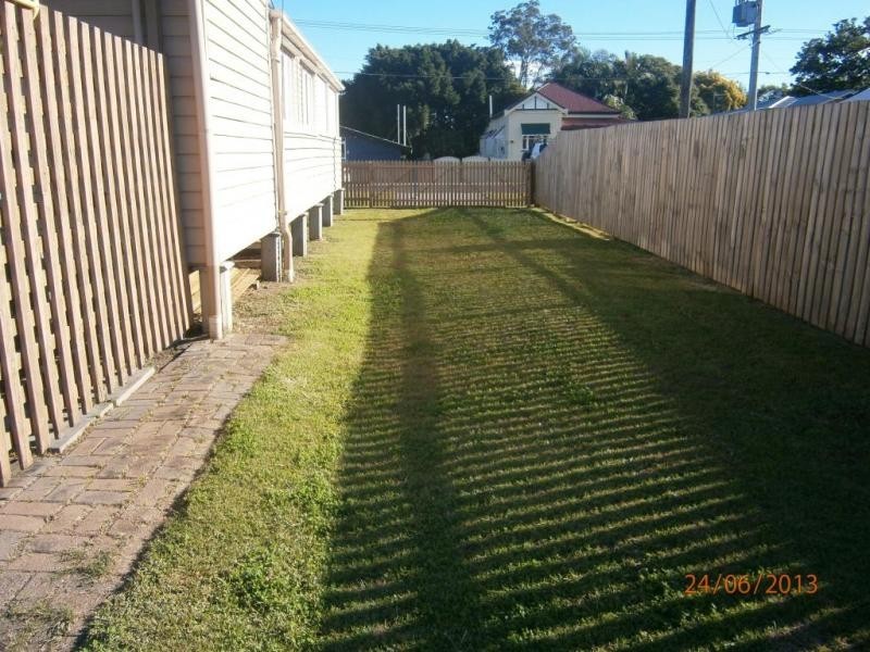 8A High Street, Ebbw Vale QLD 4304