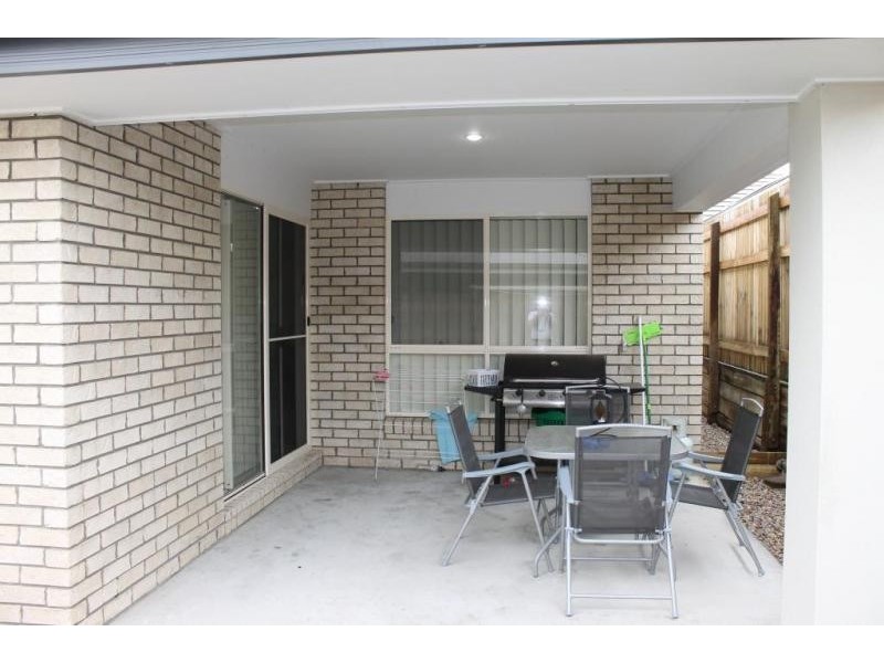 22 Isidore Street, Augustine Heights QLD 4300
