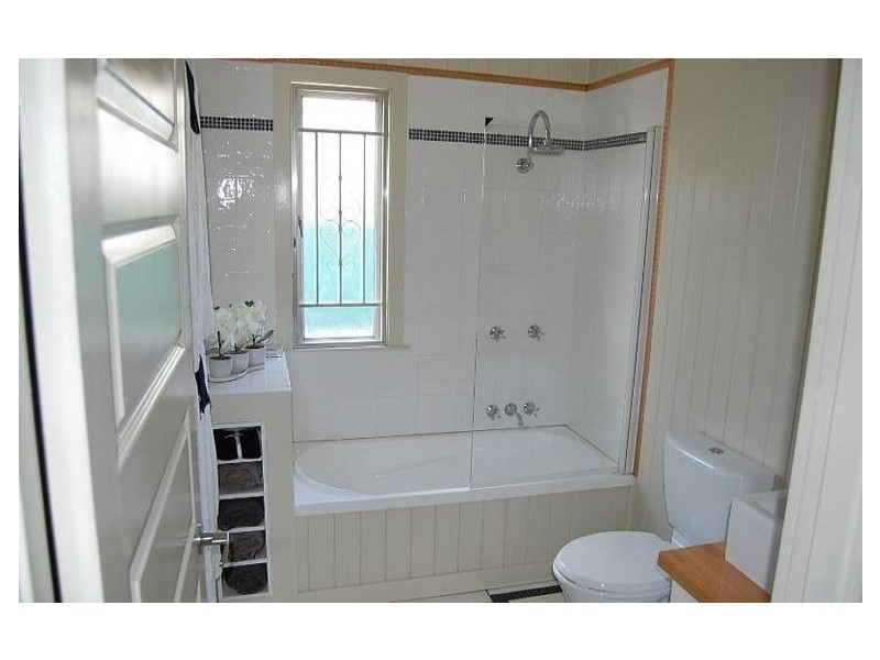 89 Jacaranda Street, East Ipswich QLD 4305