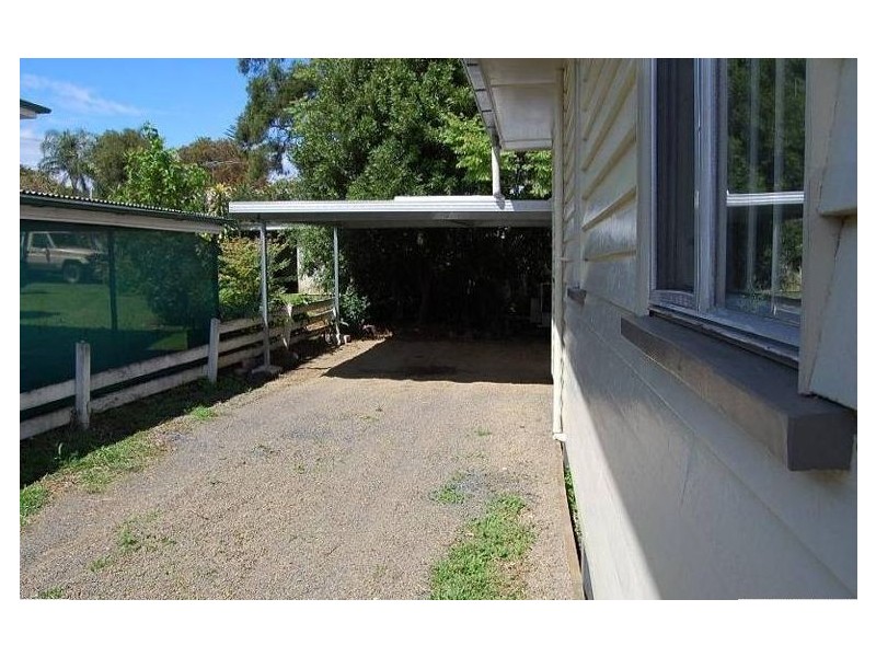 89 Jacaranda Street, East Ipswich QLD 4305