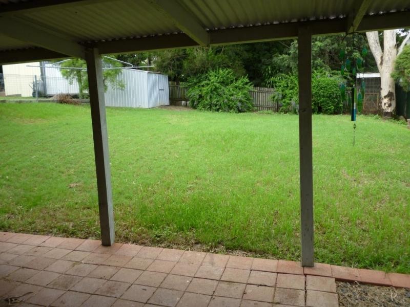 10 McMillan, Churchill QLD 4305