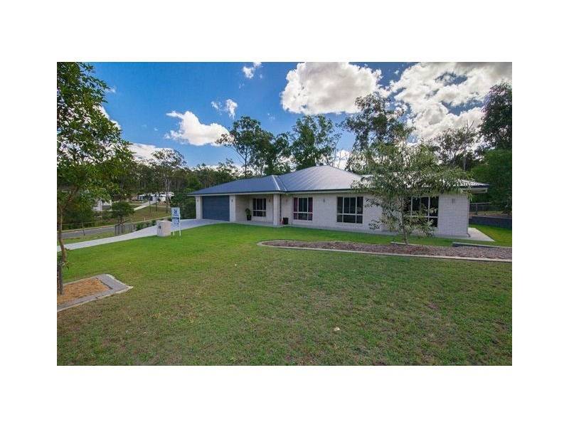 5 Shiloh Court, Pine Mountain QLD 4306