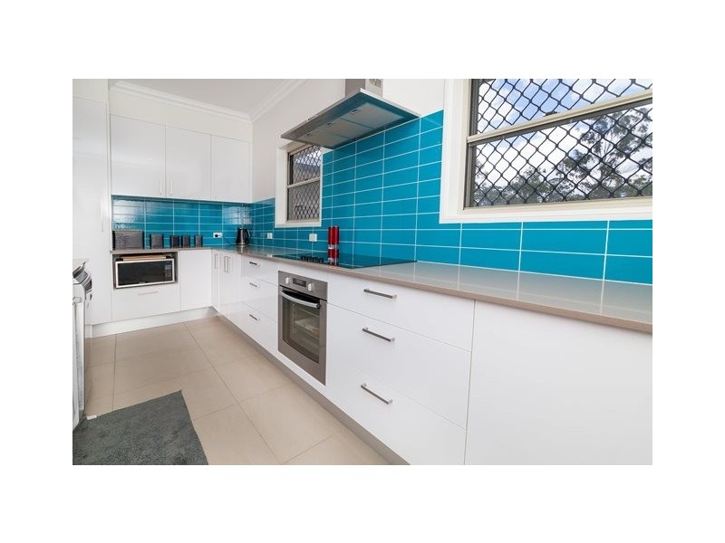 5 Shiloh Court, Pine Mountain QLD 4306