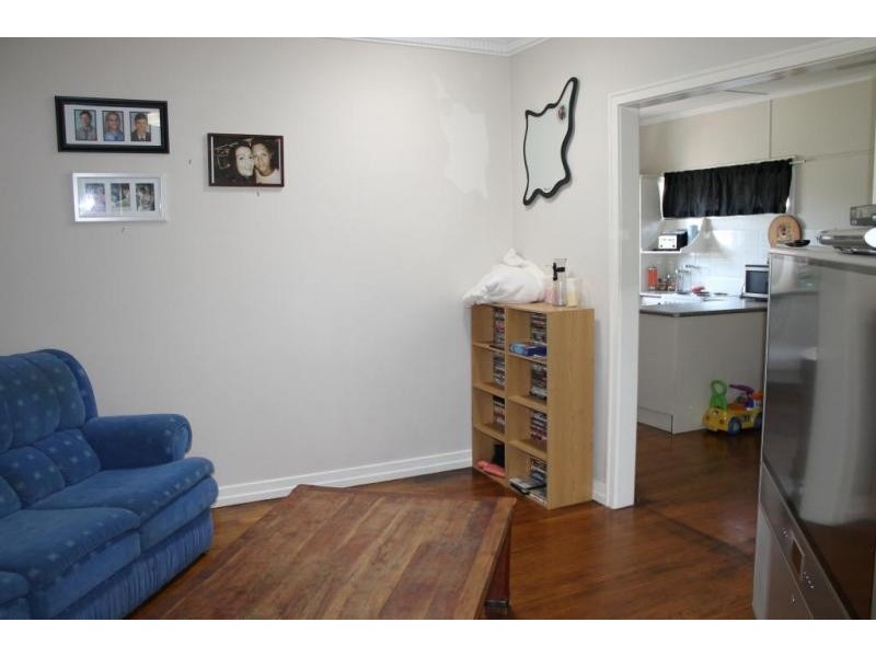 20A Macquarie Street, Silkstone QLD 4304
