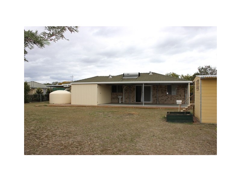 62 Selwyn Street, North Booval QLD 4304