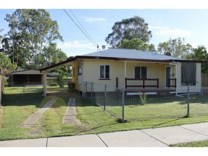 16 Sydney Street, Brassall QLD 4305