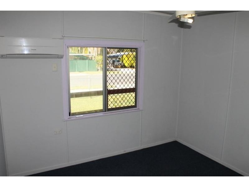 16 Sydney Street, Brassall QLD 4305