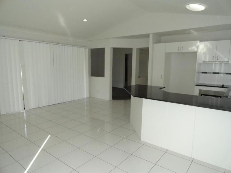 71 Dornoch Crescent, Raceview QLD 4305