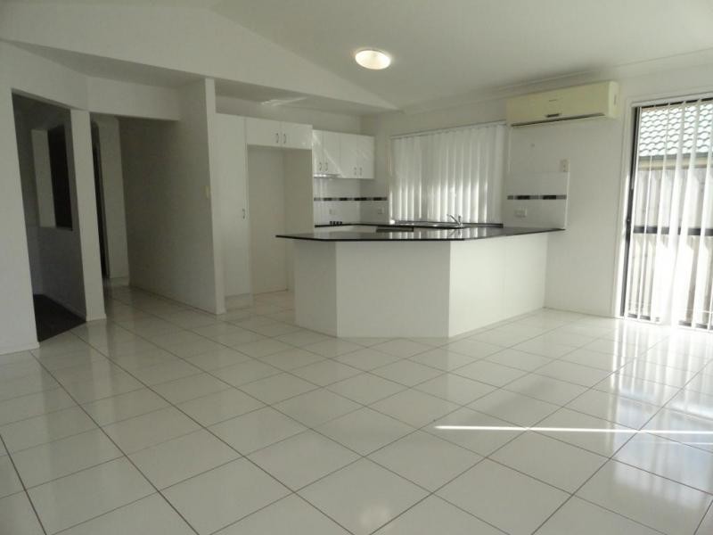 71 Dornoch Crescent, Raceview QLD 4305