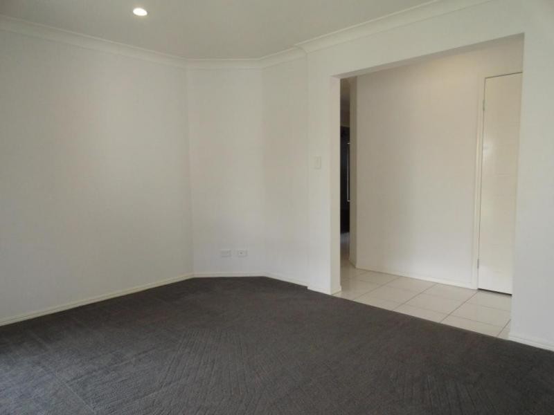 71 Dornoch Crescent, Raceview QLD 4305