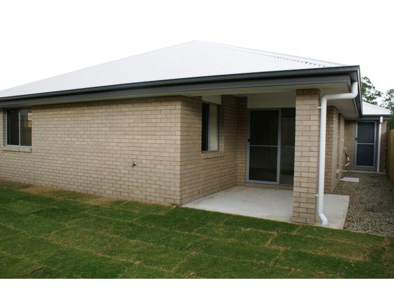 74 Francisca Drive, Augustine Heights QLD 4300