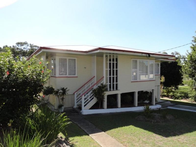 10 Gledson, North Booval QLD 4304