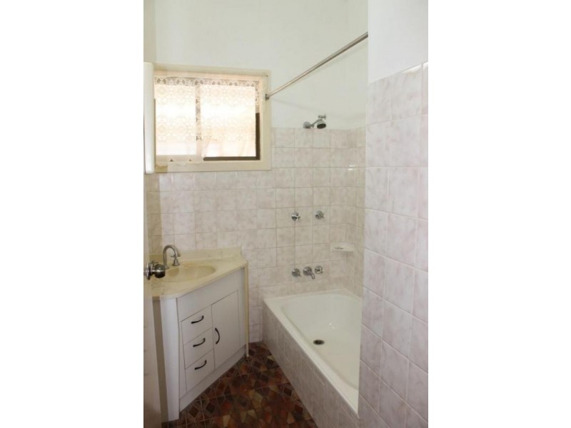 49 Vogel Road, Brassall QLD 4305