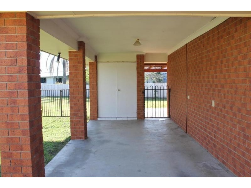 16 Battersby Street, One Mile QLD 4305