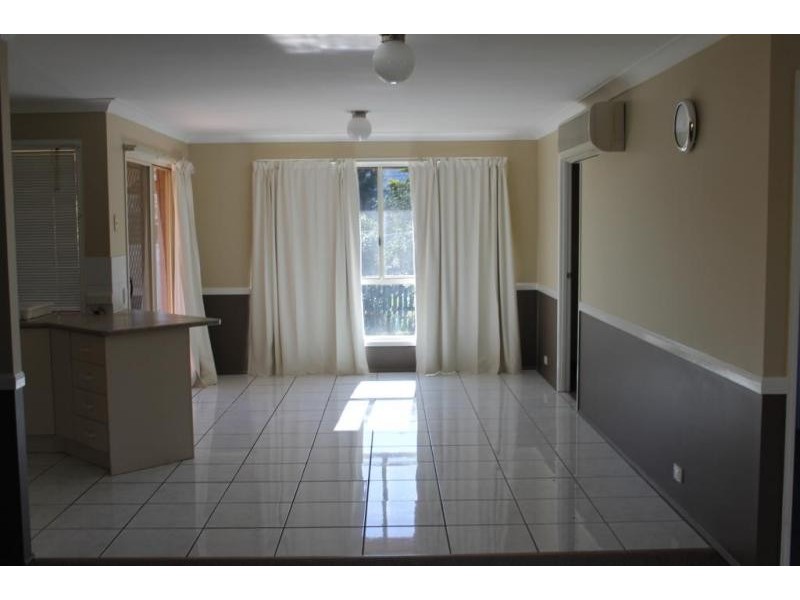 16 Battersby Street, One Mile QLD 4305