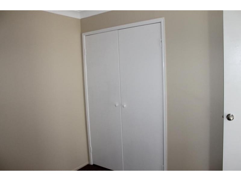 16 Battersby Street, One Mile QLD 4305