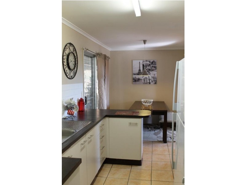 12 Glode Avenue, Churchill QLD 4305