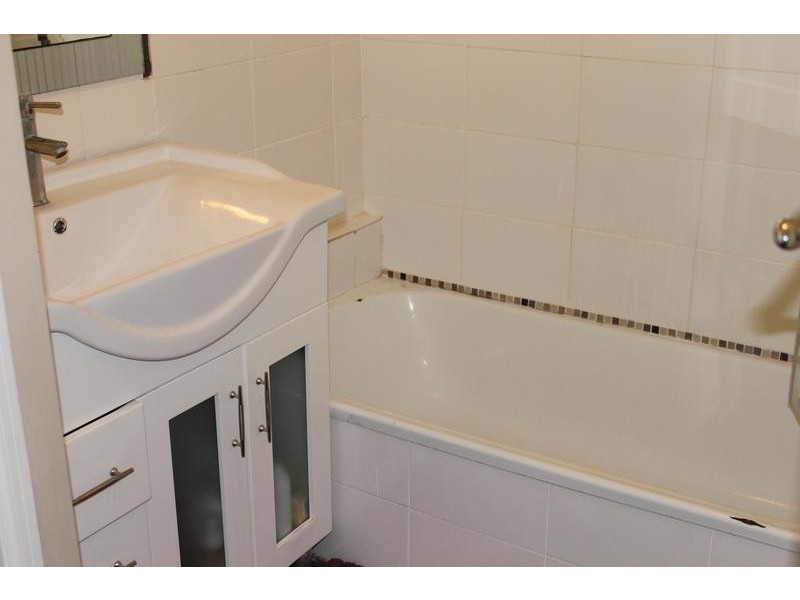 12 Glode Avenue, Churchill QLD 4305