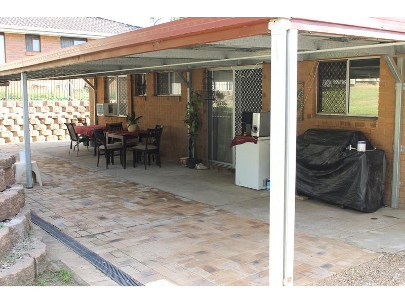 12 Glode Avenue, Churchill QLD 4305