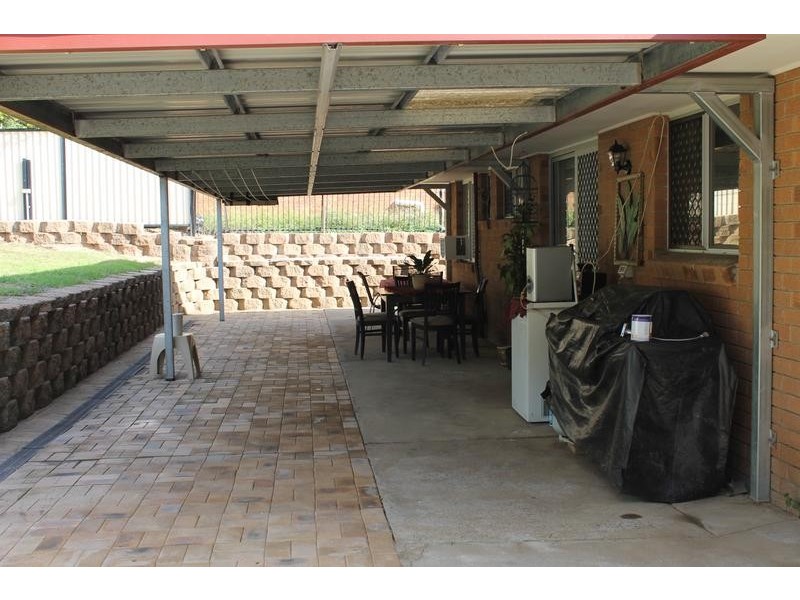 12 Glode Avenue, Churchill QLD 4305