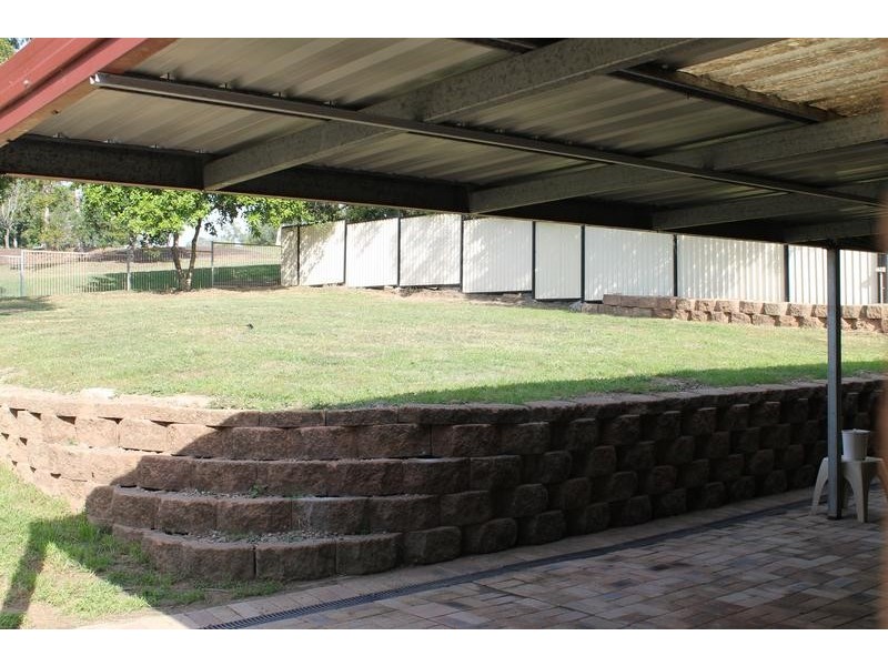 12 Glode Avenue, Churchill QLD 4305