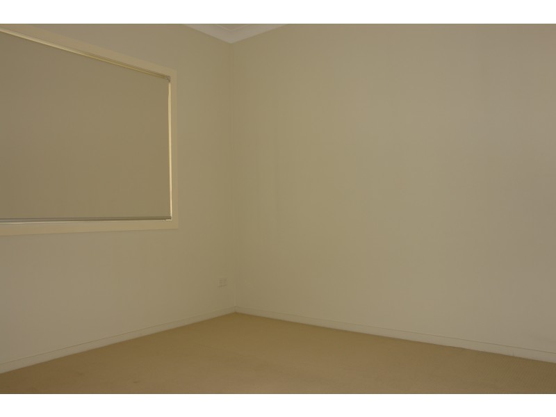 1/5 Phoenix Court, Churchill QLD 4305