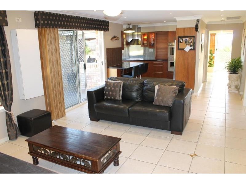 5 Hereward Court, Brassall QLD 4305