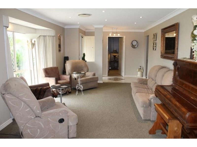 5 Hereward Court, Brassall QLD 4305